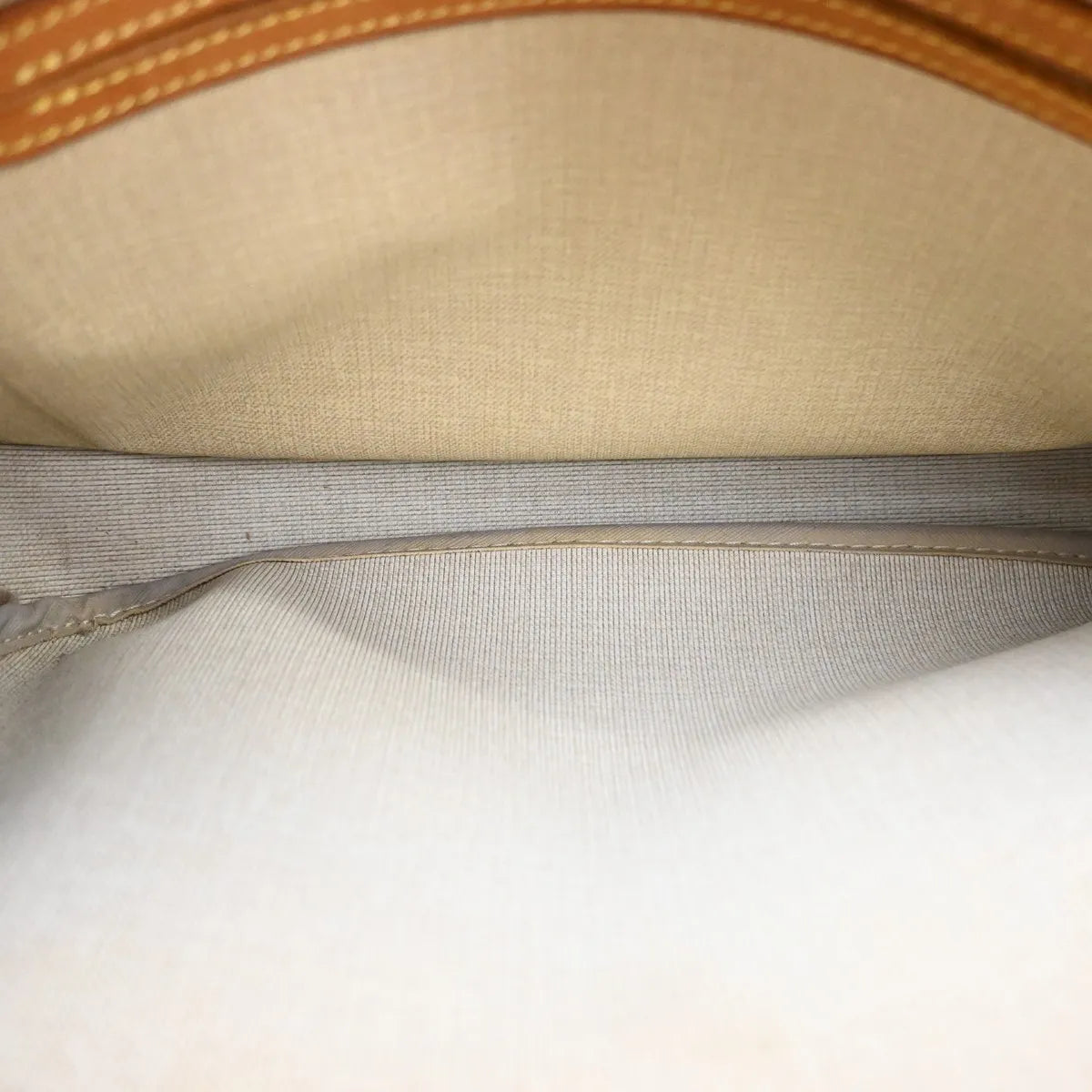 Louis Vuitton Reporter Monogram Canvas Brown Canvas Shoulder Bag Bag (Pre-Owned)