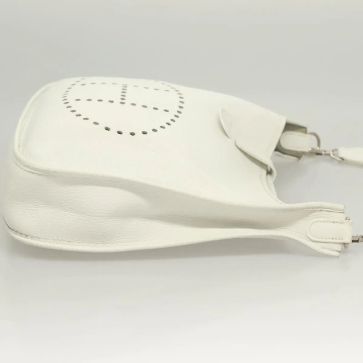 Hermes Evelyne Bag Gen I Togo White Leather Handbag (Pre-Owned)