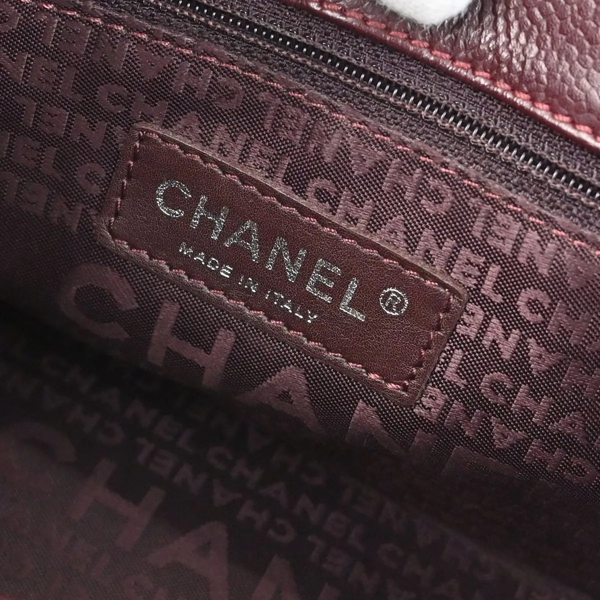 Chanel Mademoiselle Lock Shoulder Bag Quilted Caviar Burgundy Leather Shoulder Bag Bag (Pre-Owned)