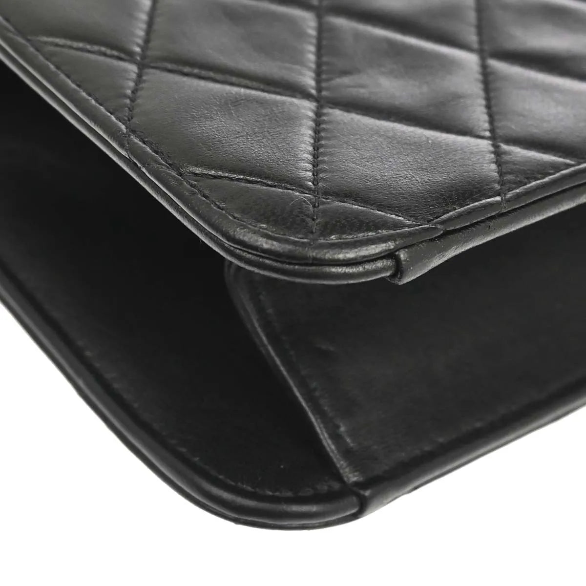 Chanel Vintage Classic Flap Quilted Lambskin Black Leather Shoulder Bag Bag (Pre-Owned)