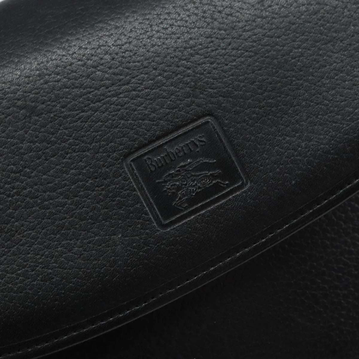 Burberry Vintage Leather Black Leather Shoulder Bag Bag (Pre-Owned)