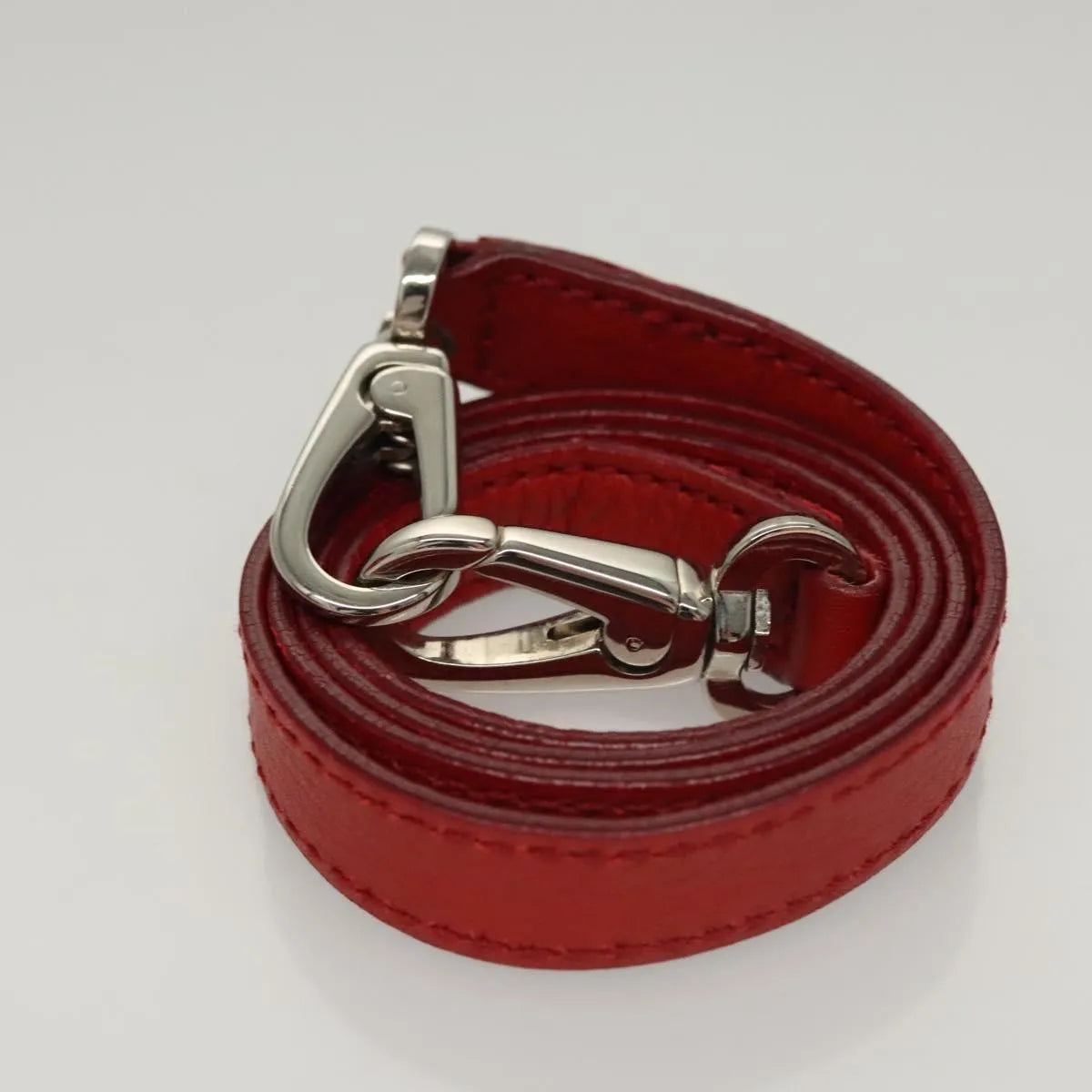 Salvatore Ferragamo Gancini Handle Tote Leather Red Leather Handbag (Pre-Owned)