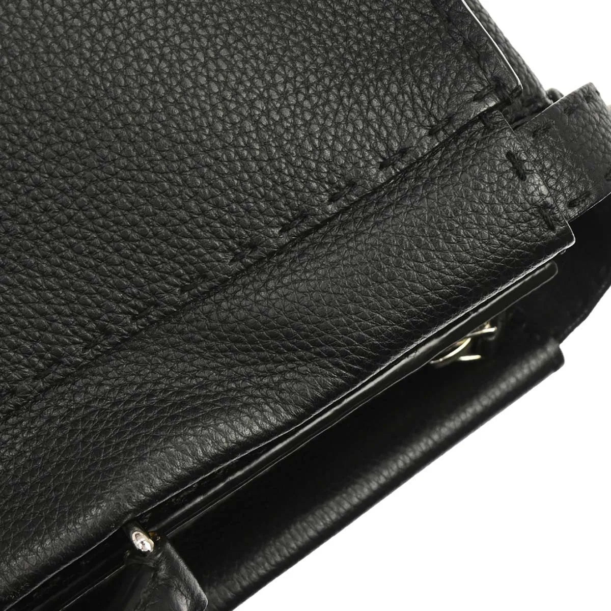 Fendi Selleria Peekaboo Fit Leather Black Leather Handbag (Pre-Owned)