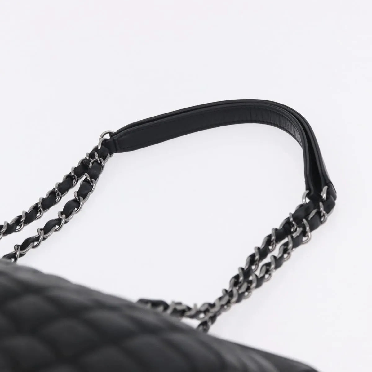 Chanel Cc Lock Bubble Tote Quilted Iridescent Calfskin Black Leather Tote Bag Bag (Pre-Owned)