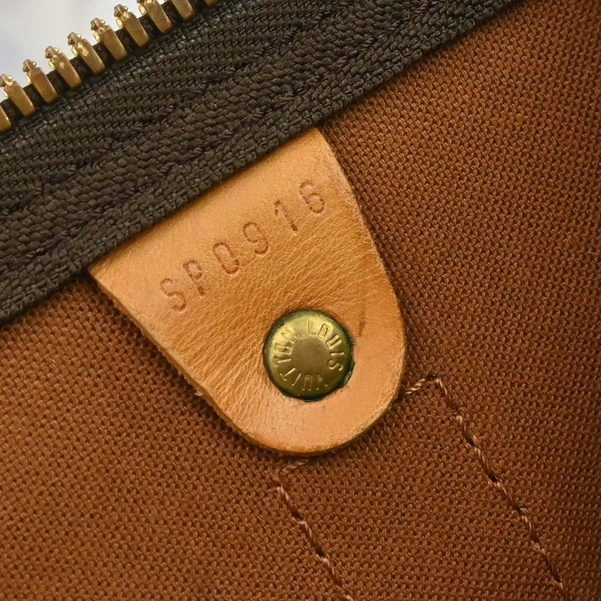 Louis Vuitton Keepall Monogram Canvas Brown Canvas Travel Bag Bag (Pre-Owned)