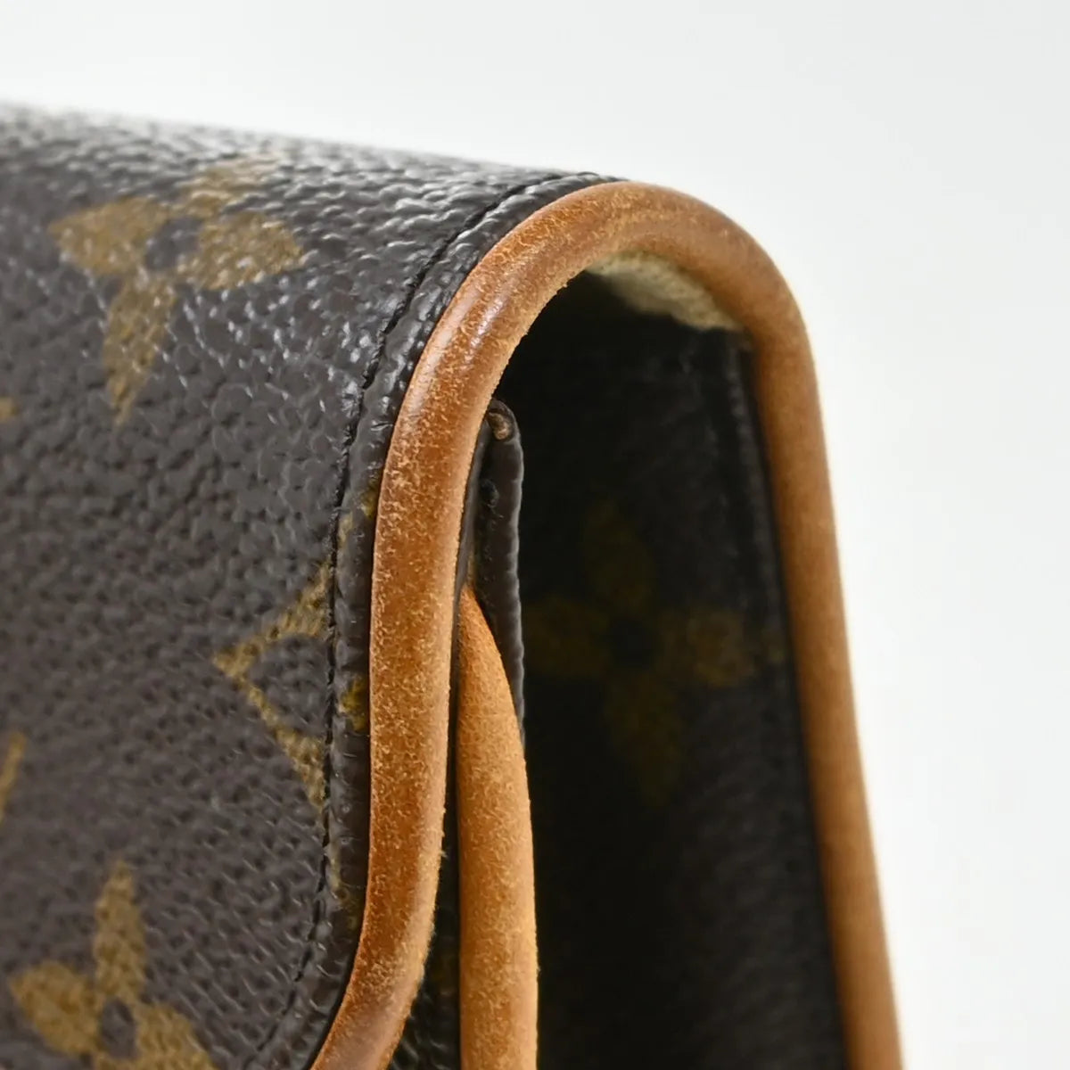 Louis Vuitton Florentine Waist Monogram Canvas Brown Canvas Clutche & Pouche Bag (Pre-Owned)