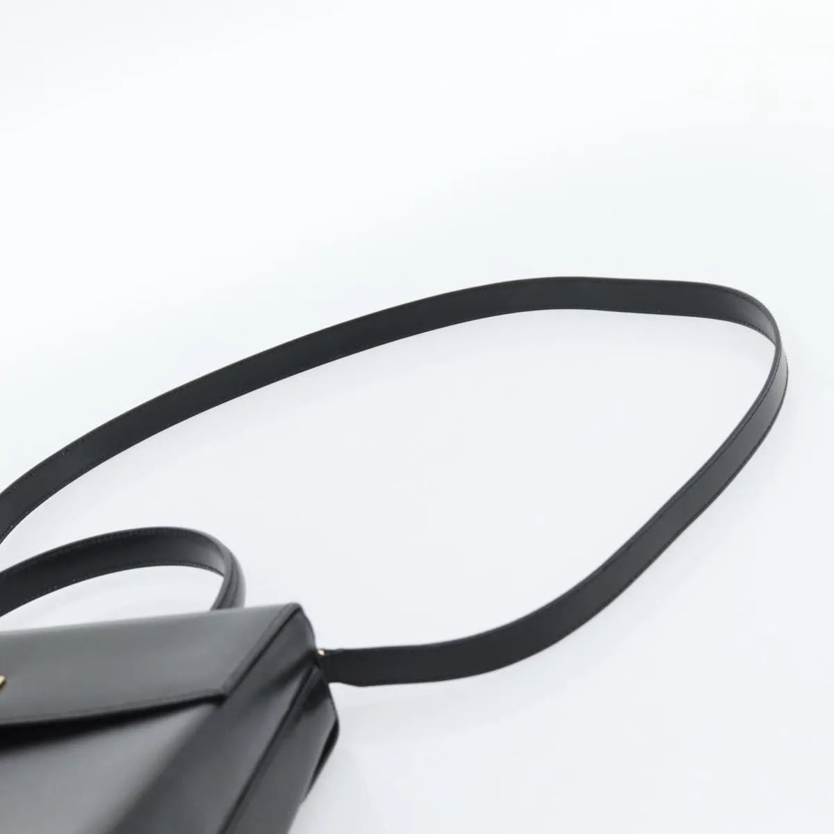 Salvatore Ferragamo Convertible Top Handle Leather Black Leather Handbag (Pre-Owned)