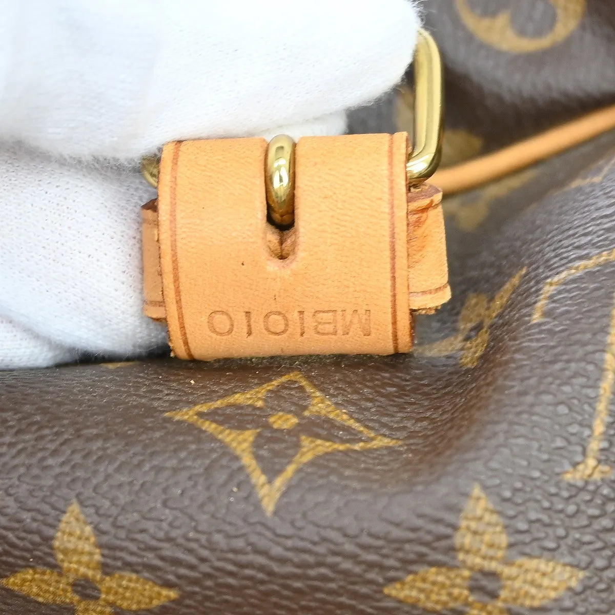 Louis Vuitton Saumur Monogram Canvas Brown Canvas Shoulder Bag Bag (Pre-Owned)