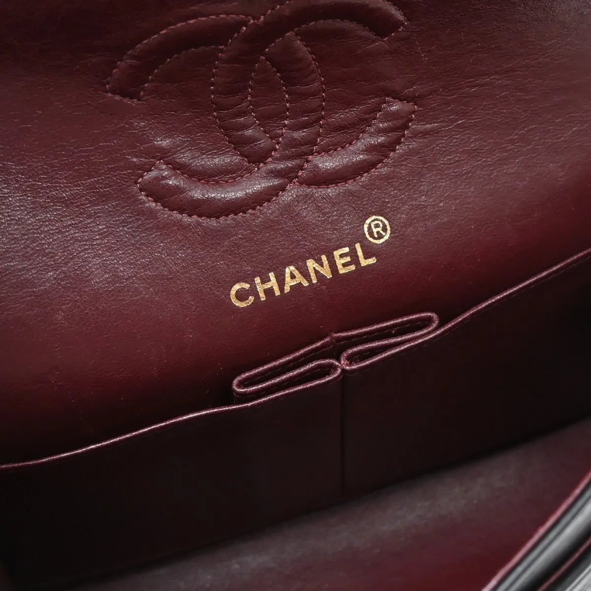 Chanel Timeless - Classic Double Flap Leather Black Leather Shoulder Bag Bag (Pre-Owned)