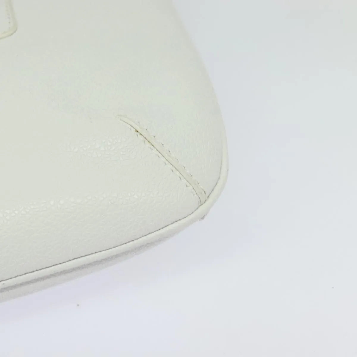 Bvlgari Vintage Leather White Leather Shoulder Bag Bag (Pre-Owned)