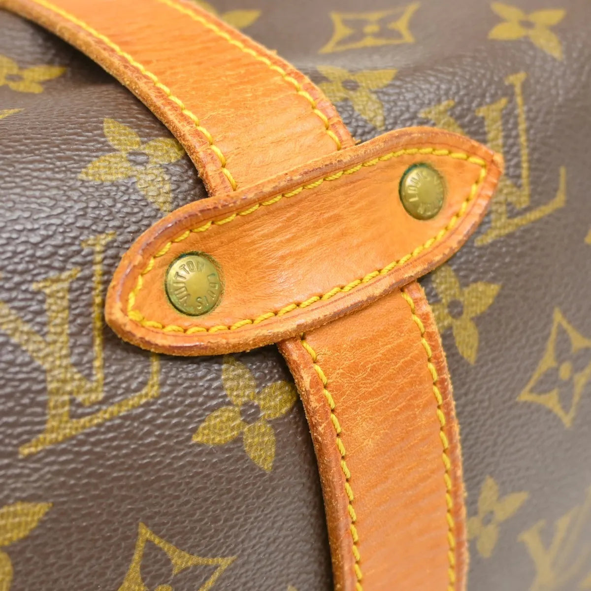 Louis Vuitton Saumur Monogram Canvas Brown Canvas Shoulder Bag Bag (Pre-Owned)