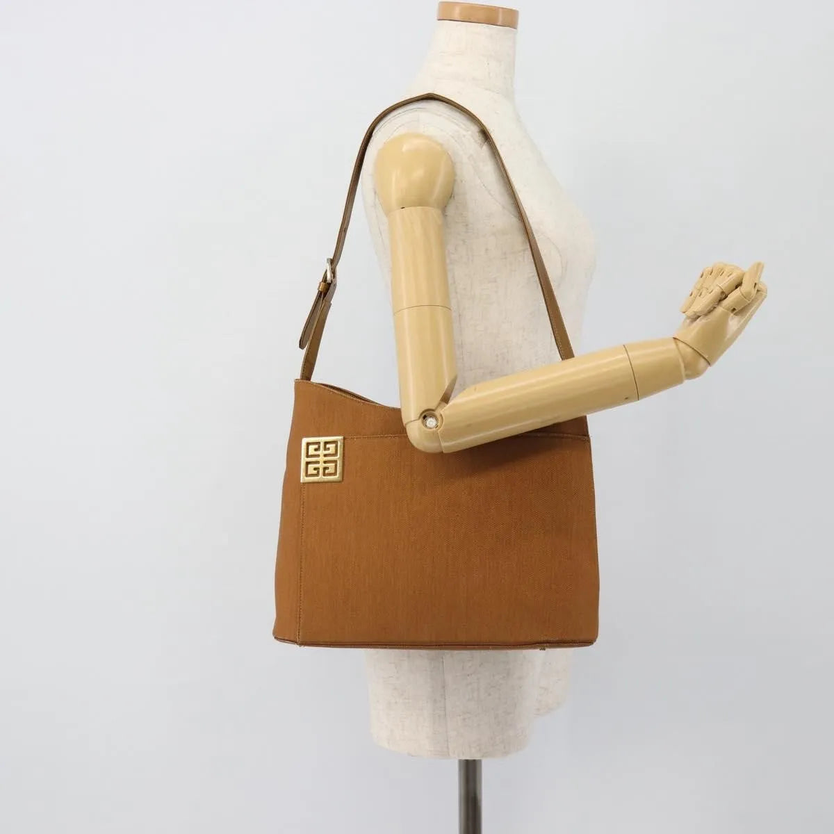 Givenchy Vintage 4G Canvas Brown Canvas Shoulder Bag Bag (Pre-Owned)