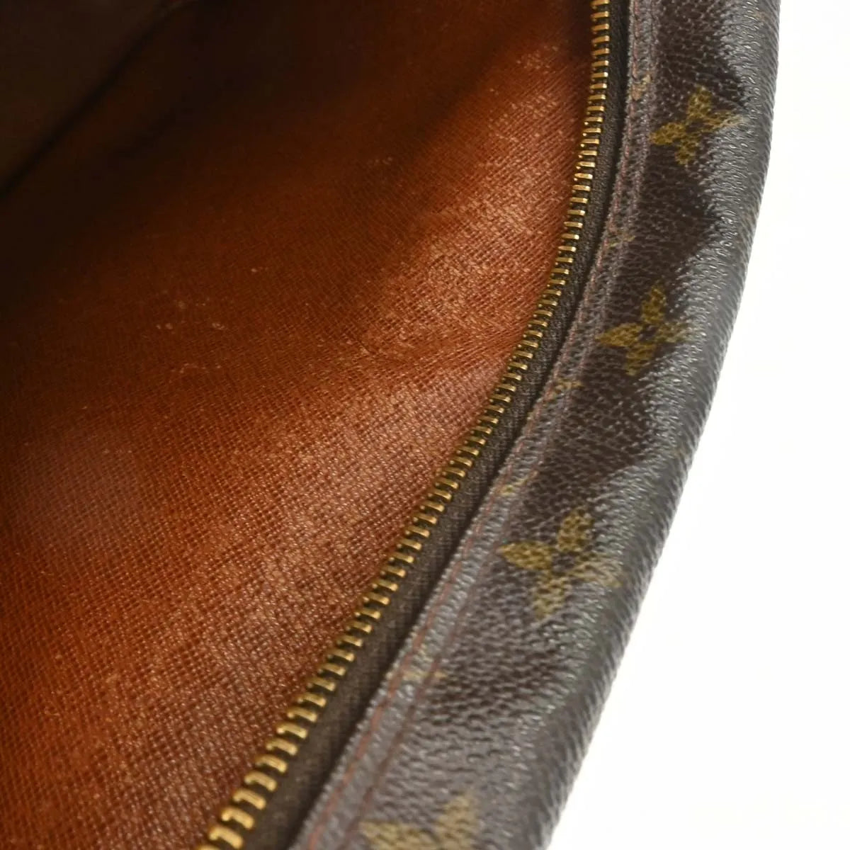 Louis Vuitton Nil Messenger Monogram Canvas Brown Canvas Shoulder Bag Bag (Pre-Owned)
