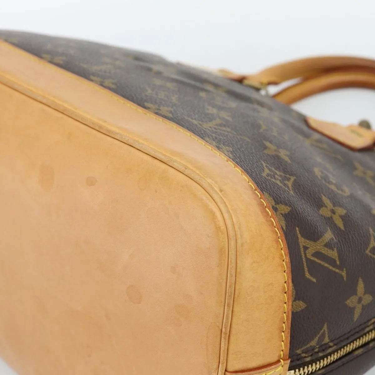 Louis Vuitton Alma Monogram Canvas Multicolour Canvas Handbag (Pre-Owned)