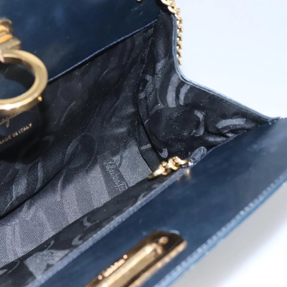 Salvatore Ferragamo Vintage Gancini Chain Leather Navy Leather Shoulder Bag Bag (Pre-Owned)