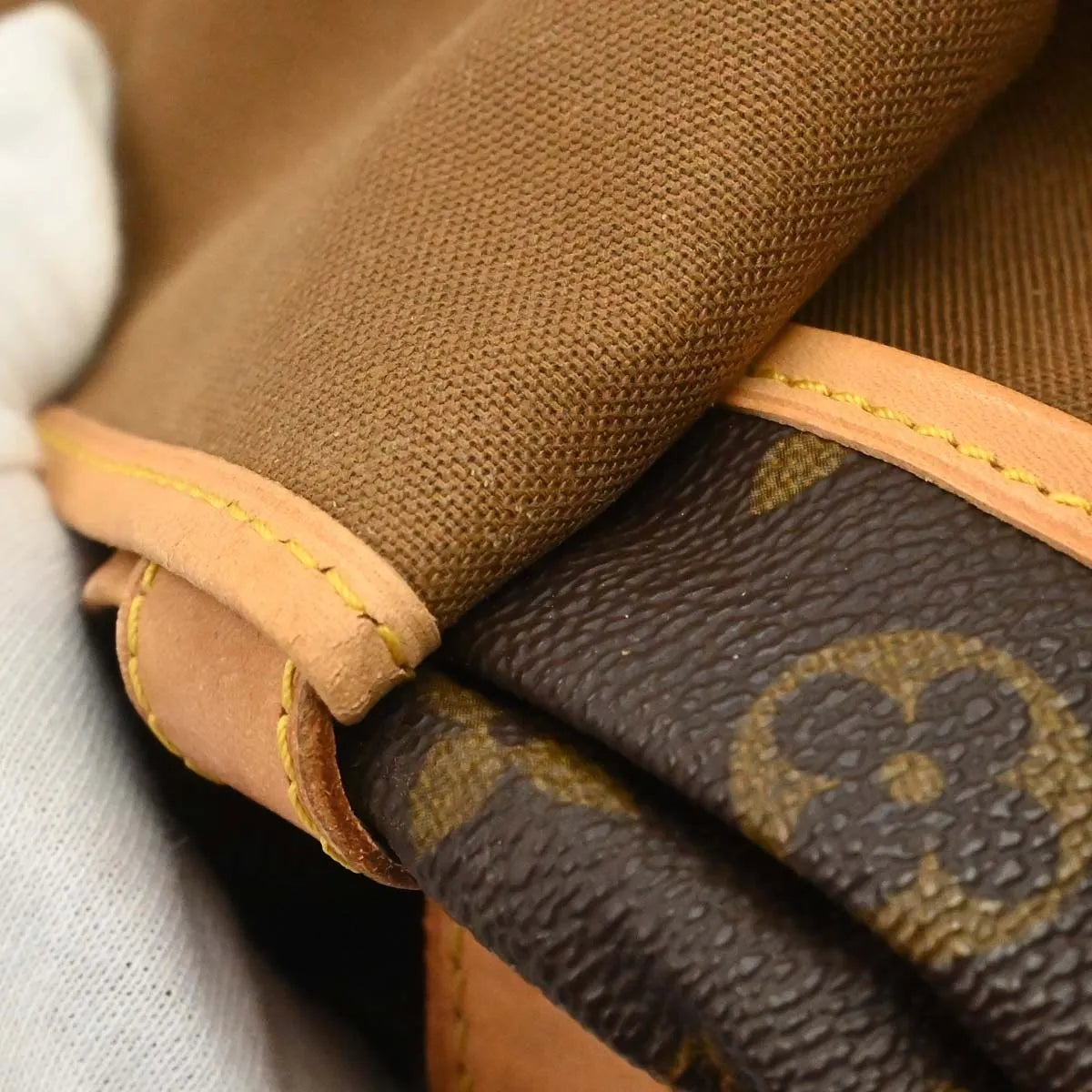 Louis Vuitton Saumur Monogram Canvas Brown Canvas Shoulder Bag Bag (Pre-Owned)