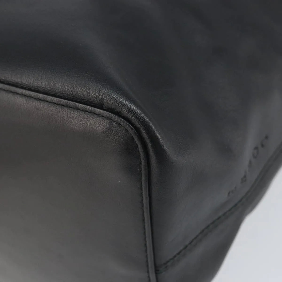 Loewe Vintage Leather Black Leather Handbag (Pre-Owned)