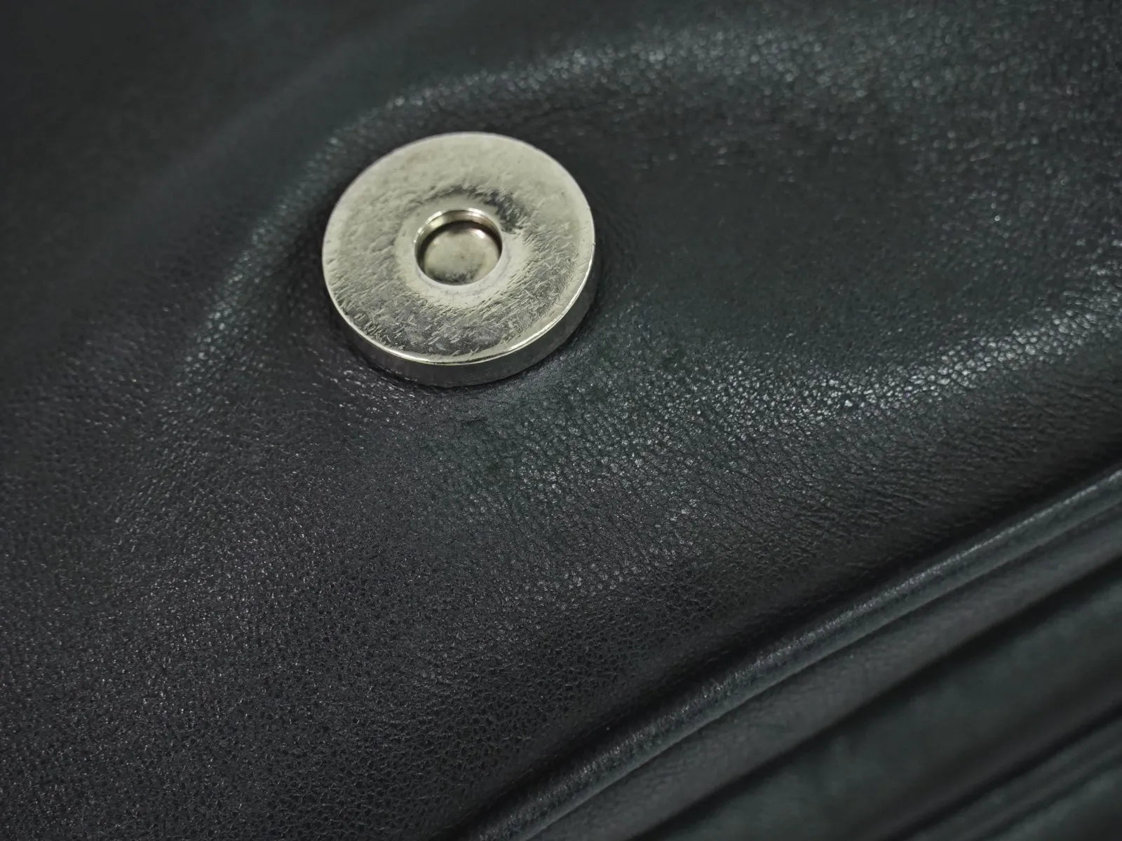 Prada Compartment Chain Flap Nappa Gaufre Black Leather Shoulder Bag Bag (Pre-Owned)