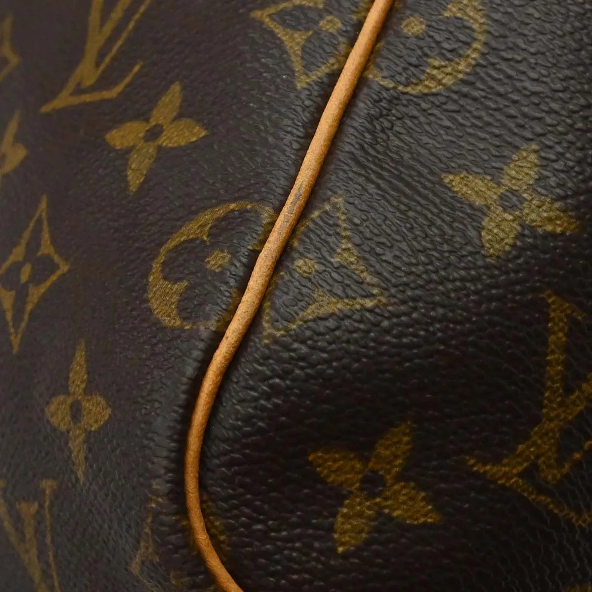 Louis Vuitton Keepall Monogram Canvas Brown Canvas Travel Bag Bag (Pre-Owned)