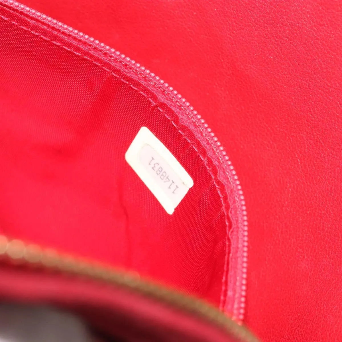 Chanel Vintage Diamond Tassel Quilted Suede Red Suede Shoulder Bag Bag (Pre-Owned)
