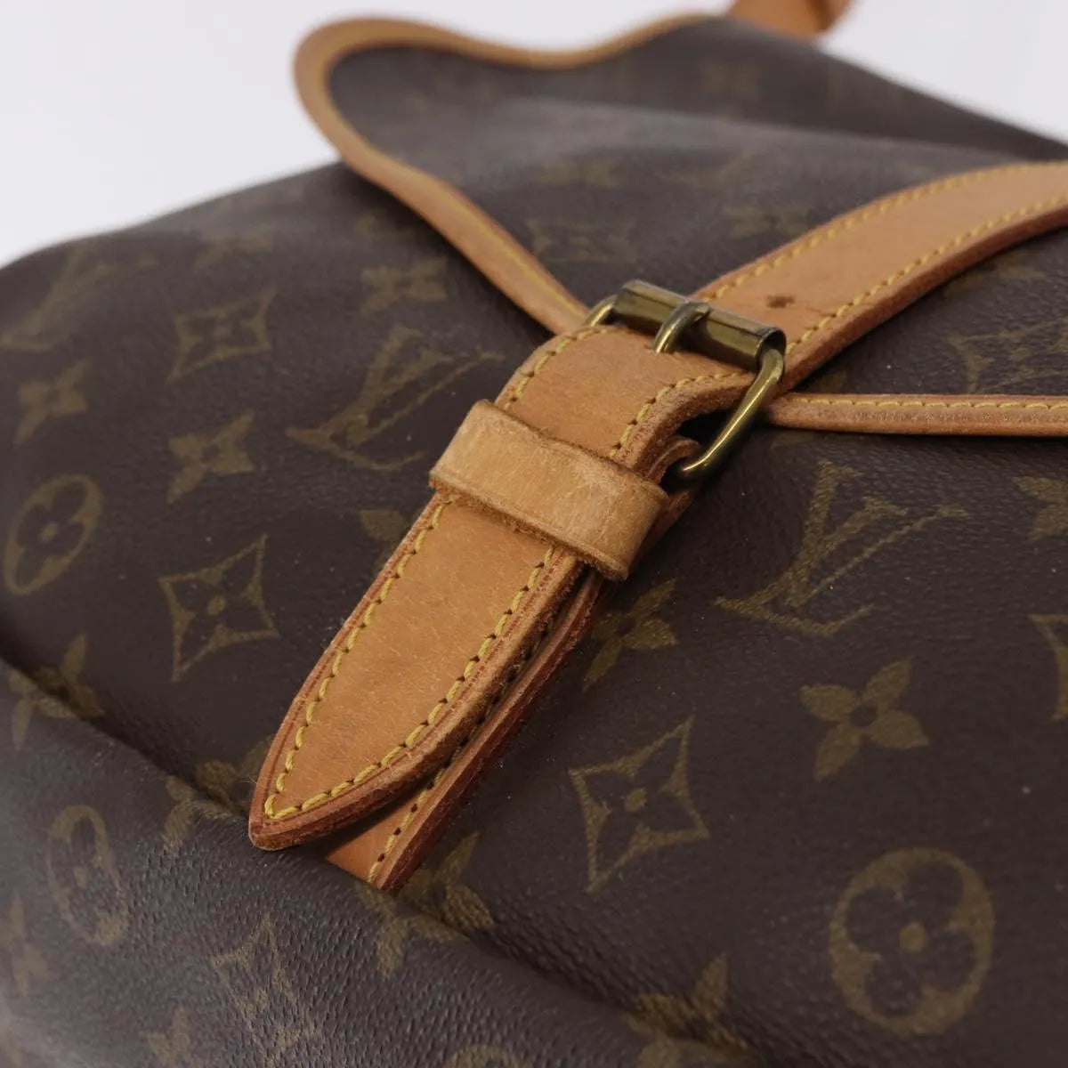 Louis Vuitton Saumur Monogram Brown Canvas Shoulder Bag Bag (Pre-Owned)
