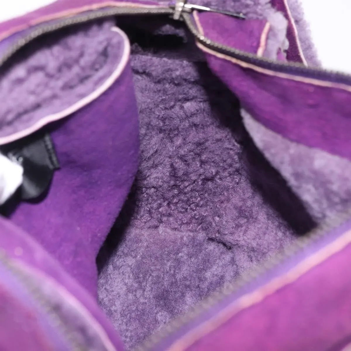 Chanel Cc Logo Shearling And Suede Purple Suede Shoulder Bag Bag (Pre-Owned)