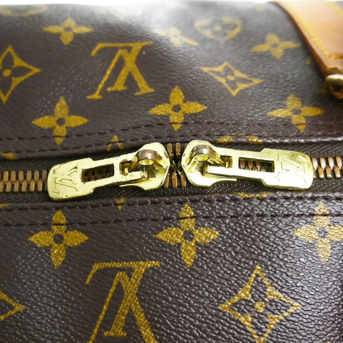 Louis Vuitton Keepall Monogram Canvas Brown Canvas Travel Bag Bag (Pre-Owned)