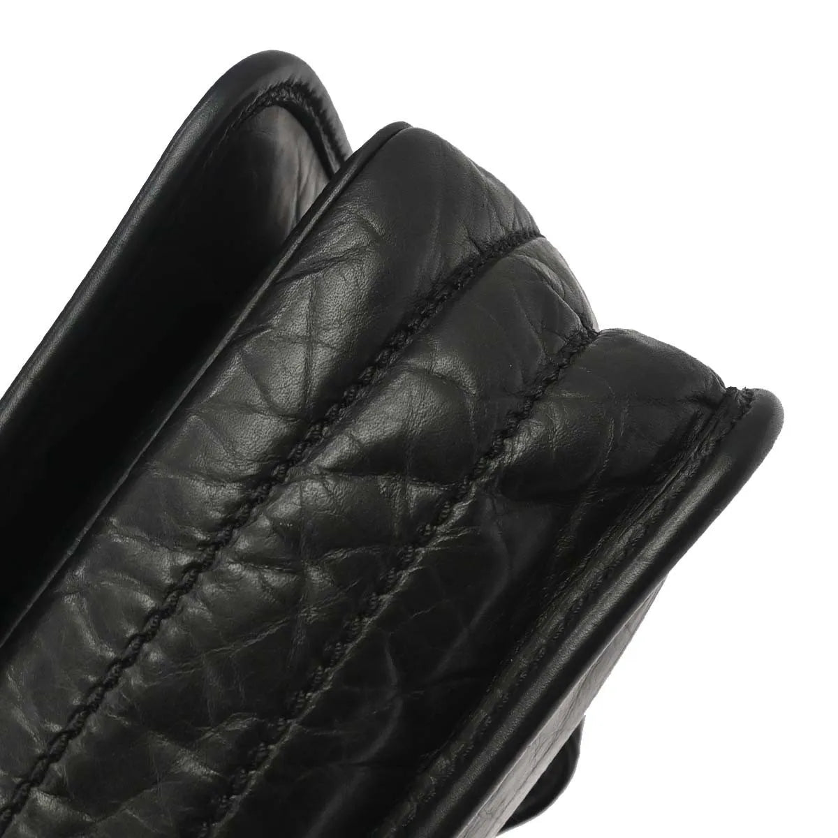 Chanel Vintage Logo Messenger Quilted Aged Calfskin Black Leather Shoulder Bag Bag (Pre-Owned)