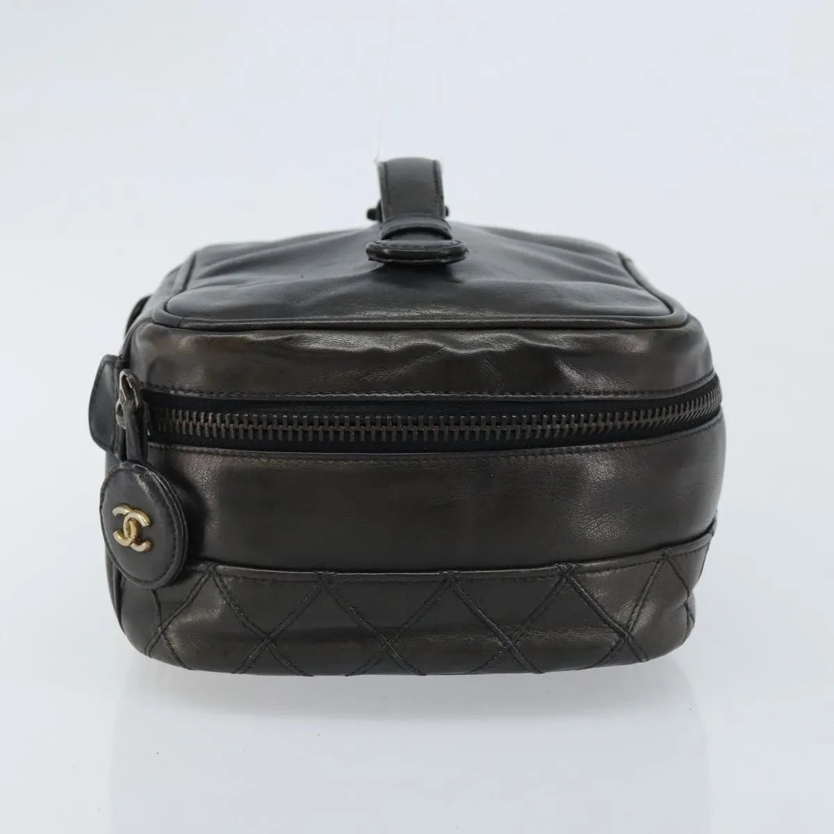 Chanel Vintage Cosmetic Case Lambskin Black Leather Clutche & Pouche Bag (Pre-Owned)
