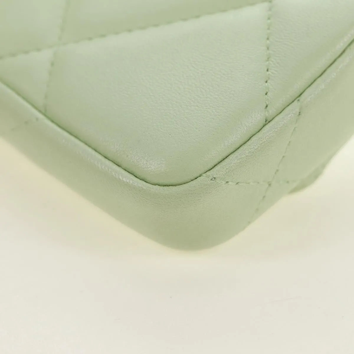 Chanel 19 Convertible Flap Coin Purse With Chain Quilted Lambskin Green Leather Shoulder Bag Bag (Pre-Owned)