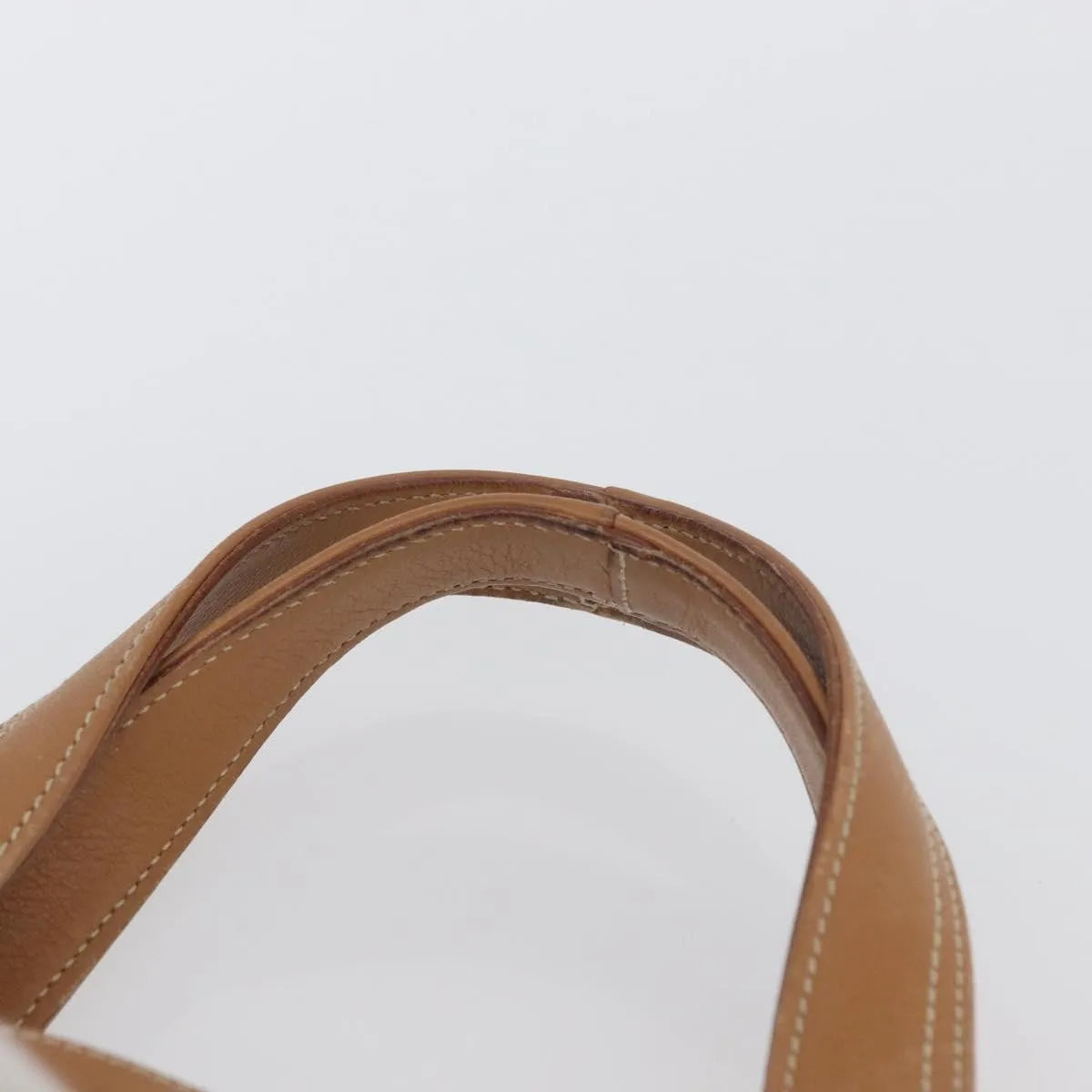 Salvatore Ferragamo Vintage Leather Beige Leather Handbag (Pre-Owned)
