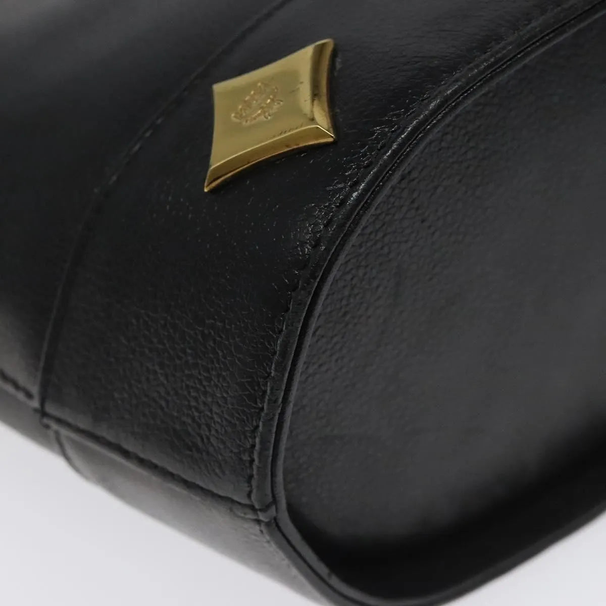 MCM Vintage Leather Black Leather Handbag (Pre-Owned)