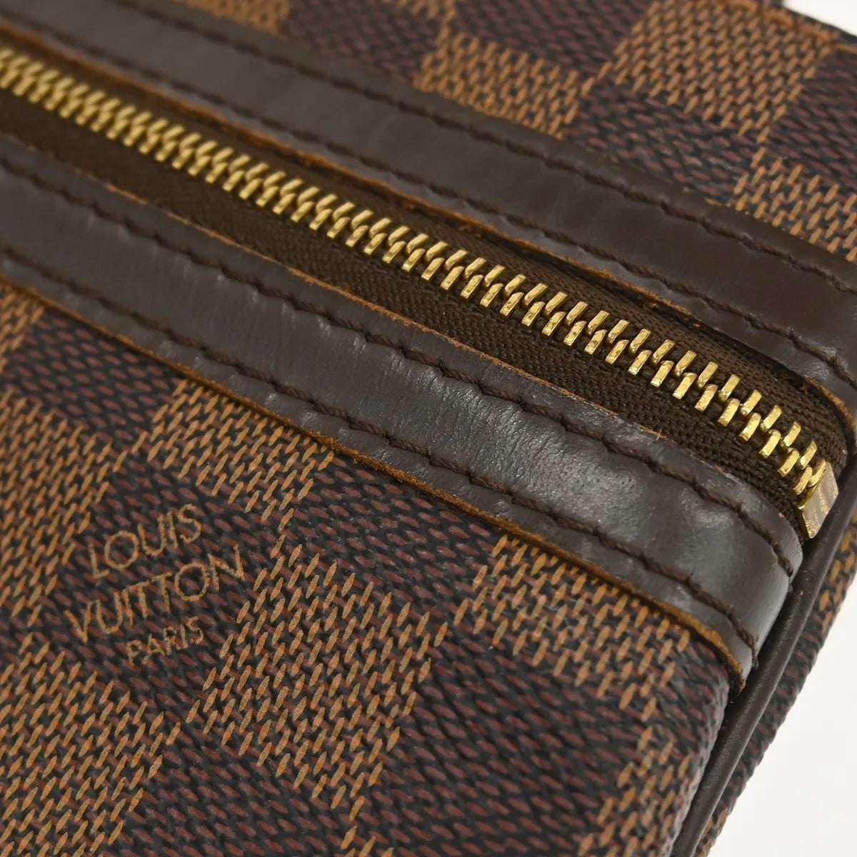 Louis Vuitton Bosphore Pochette Damier Ebene Brown Canvas Shoulder Bag Bag (Pre-Owned)