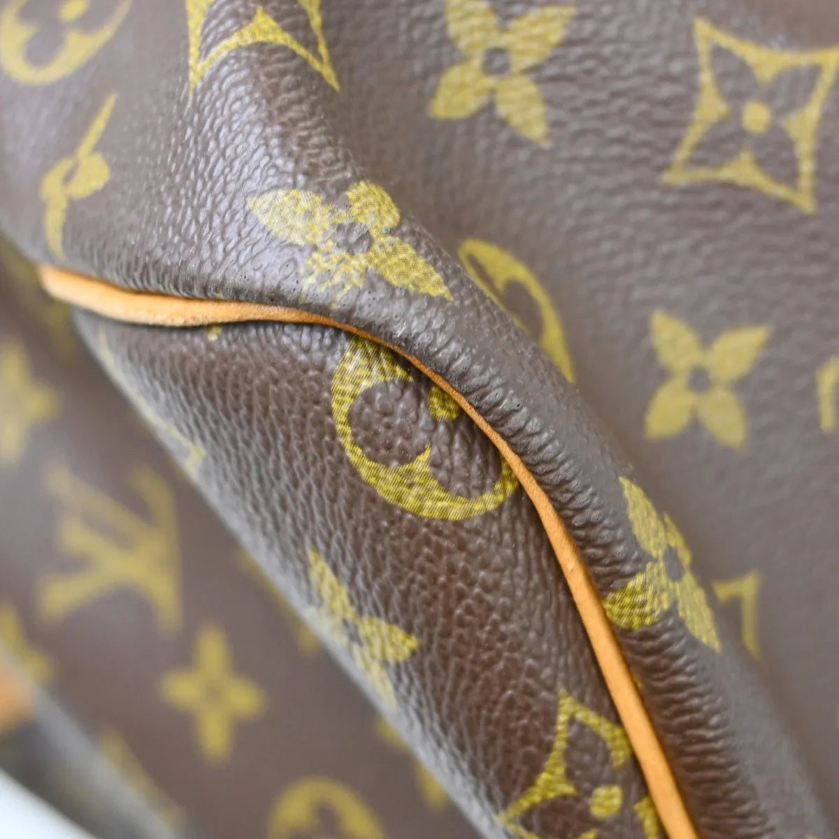 Louis Vuitton Keepall Bandouliere Monogram Canvas Brown Canvas Travel Bag Bag (Pre-Owned)