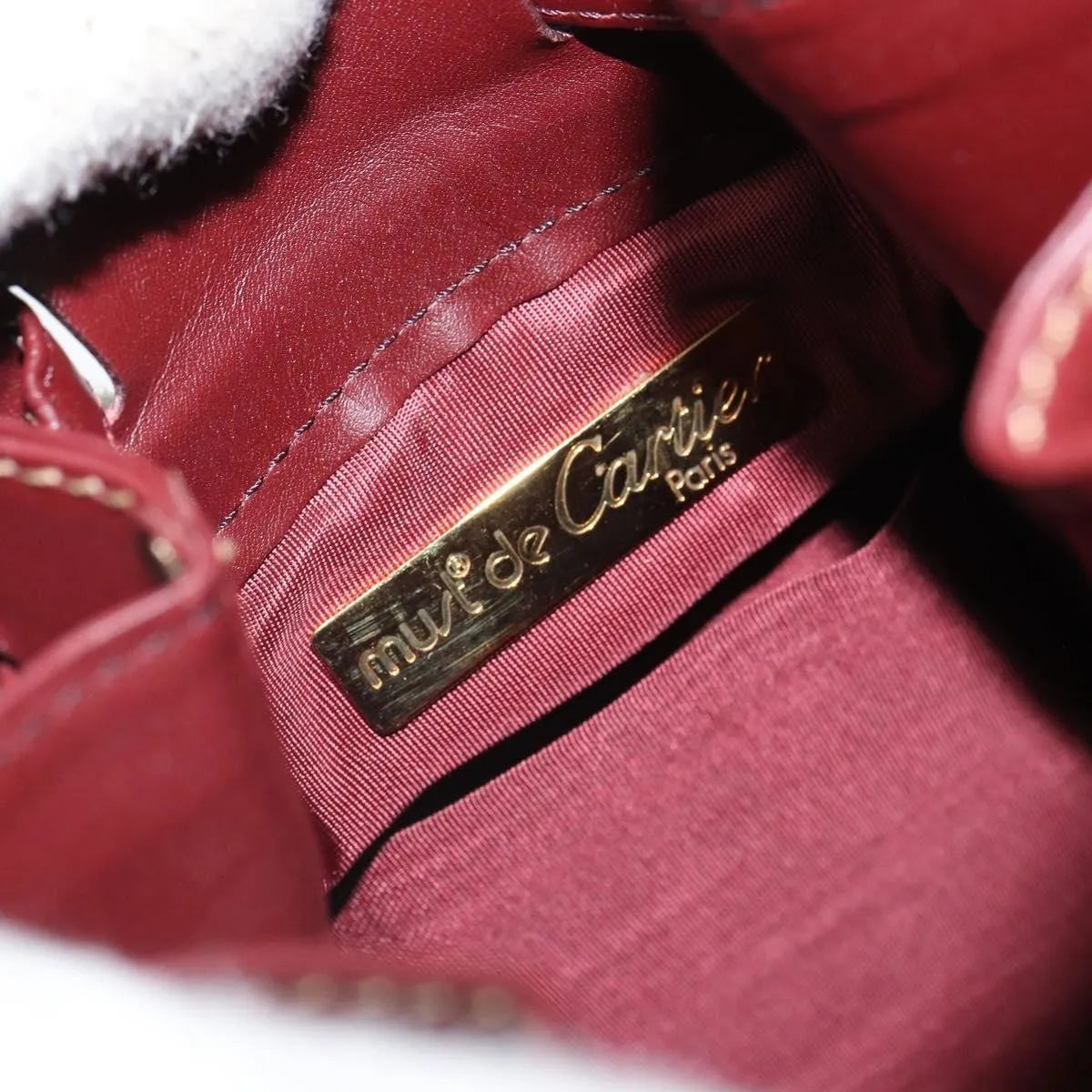 Cartier Must De Cartier Leather Burgundy Leather Shoulder Bag Bag (Pre-Owned)