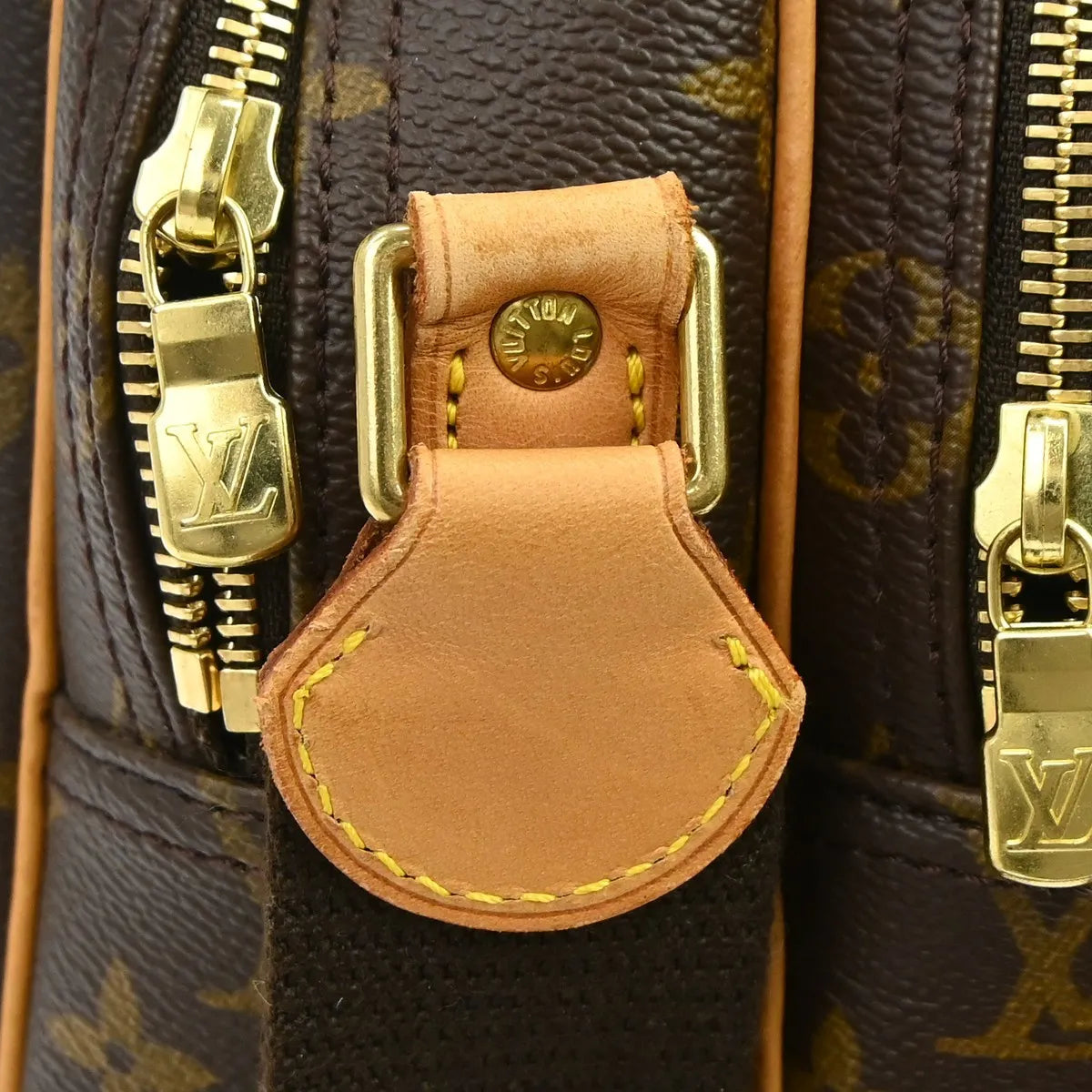 Louis Vuitton Reporter Monogram Brown Canvas Shoulder Bag Bag (Pre-Owned)