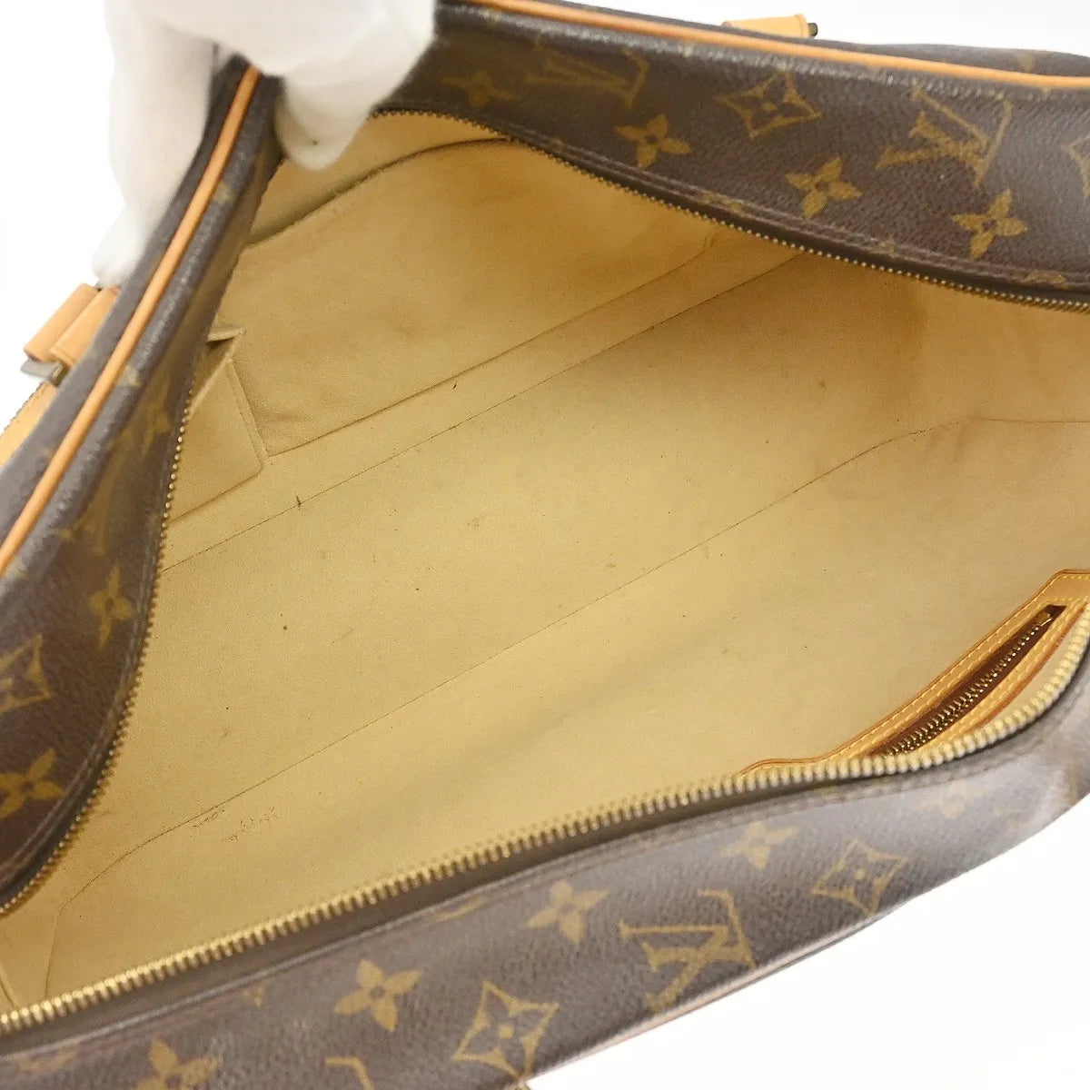 Louis Vuitton Cite Monogram Canvas Brown Canvas Shoulder Bag Bag (Pre-Owned)