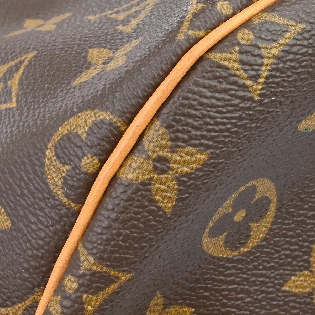 Louis Vuitton Keepall Monogram Canvas Brown Canvas Travel Bag Bag (Pre-Owned)