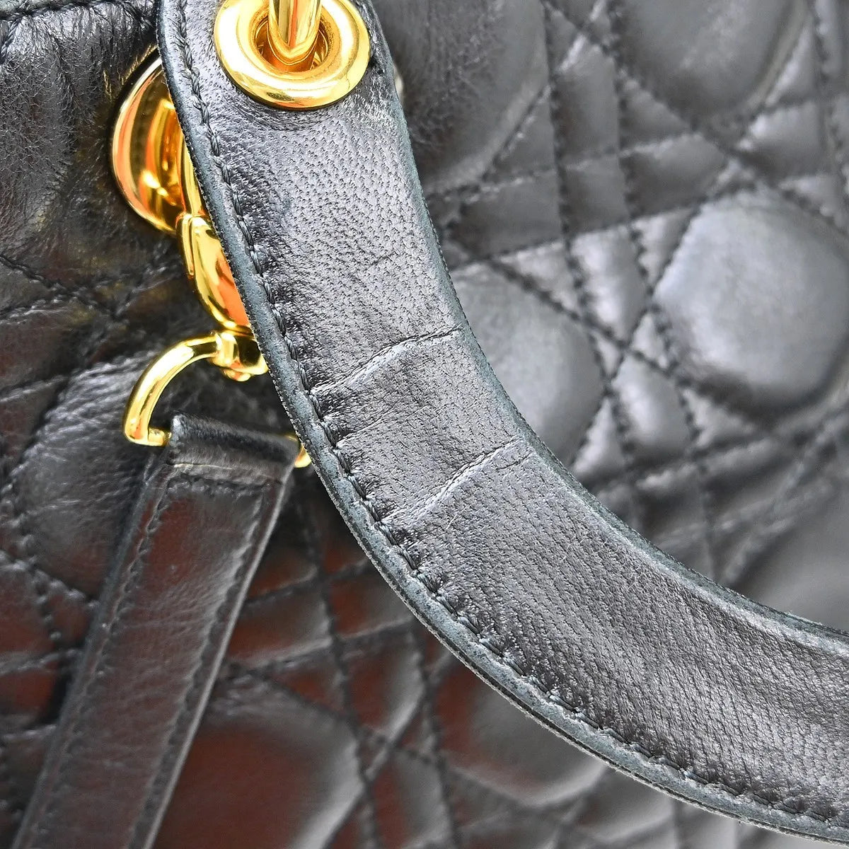 Christian Dior Lady Dior Cannage Quilt Lambskin Black Leather Handbag (Pre-Owned)