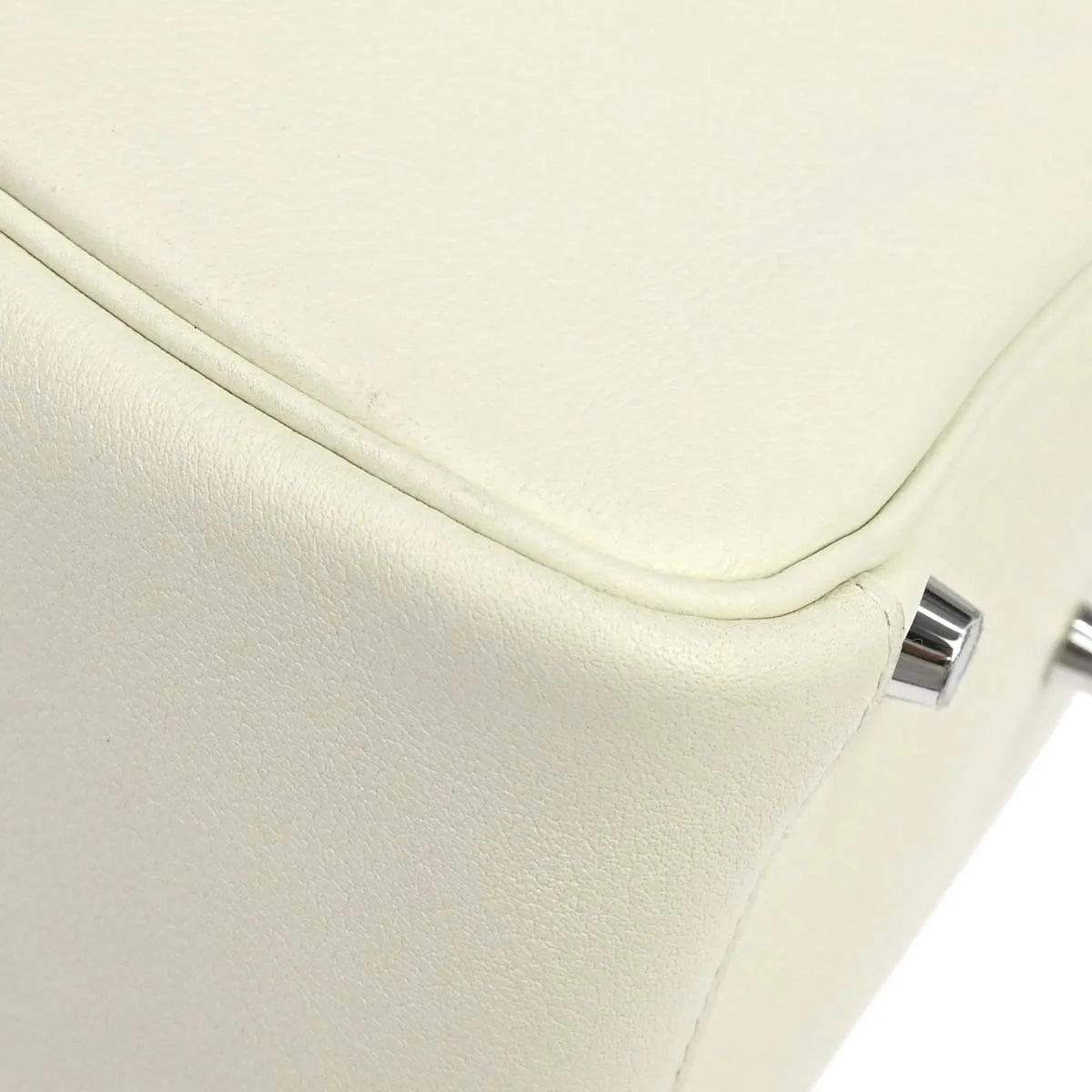 Hermes Lindy Evercolor White Leather Shoulder Bag Bag (Pre-Owned)