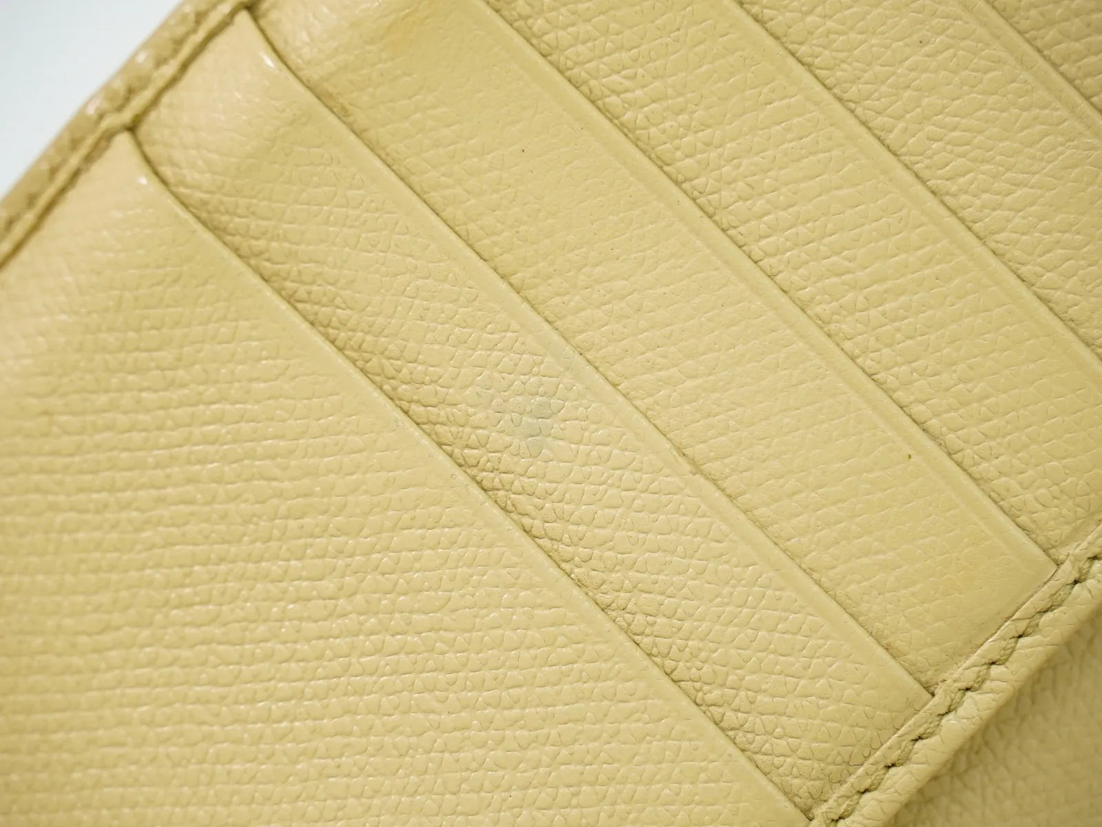 Chanel Cc Button Bi-Fold Leather Beige Leather Wallets Accessory (Pre-Owned)