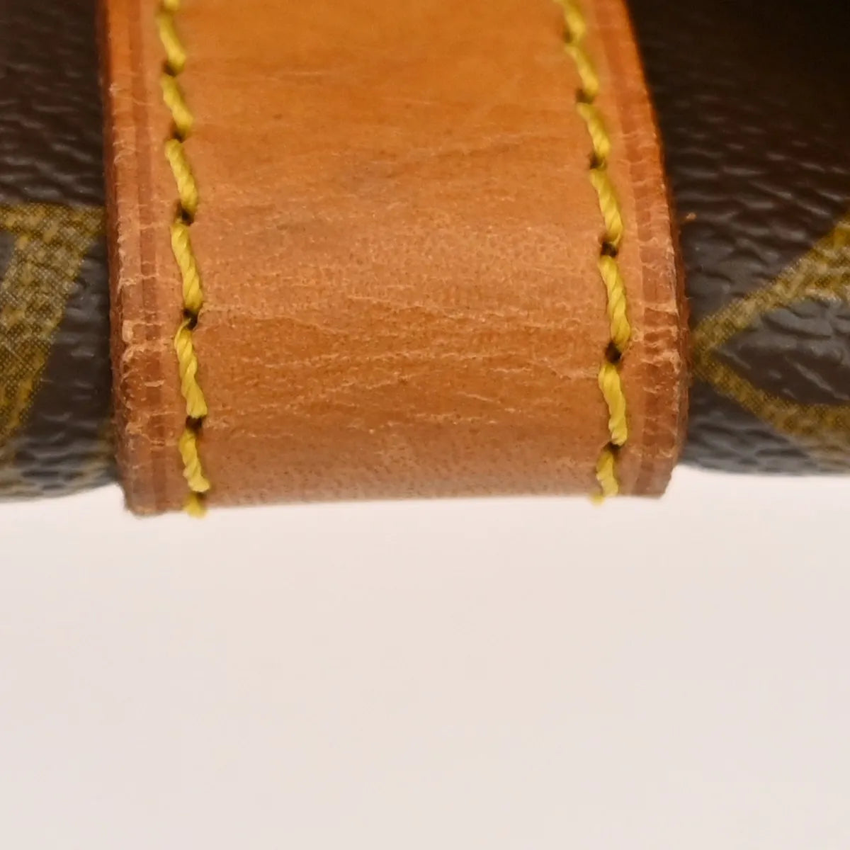 Louis Vuitton Keepall Monogram Brown Canvas Travel Bag Bag (Pre-Owned)