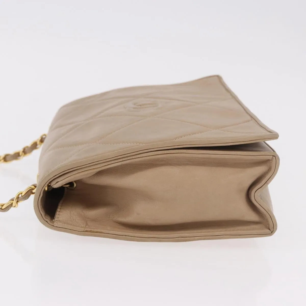 Chanel Flap Chain Shoulder Bag Leather Beige Leather Shoulder Bag Bag (Pre-Owned)