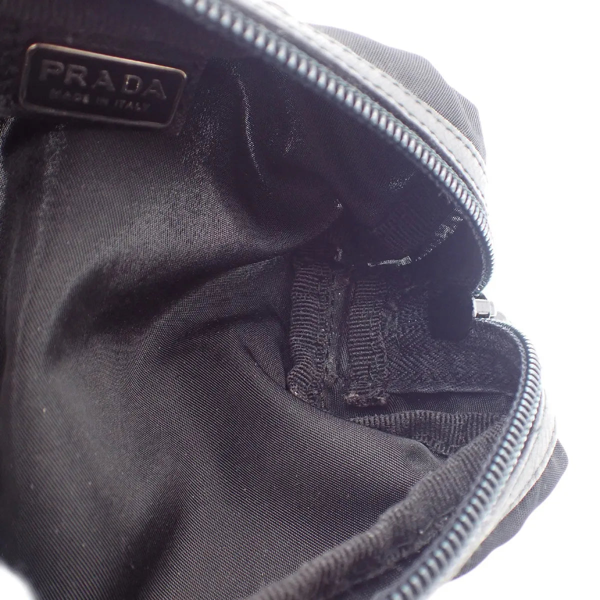 Prada Padded Zip Belt Tessuto Black Nylon Clutche & Pouche Bag (Pre-Owned)