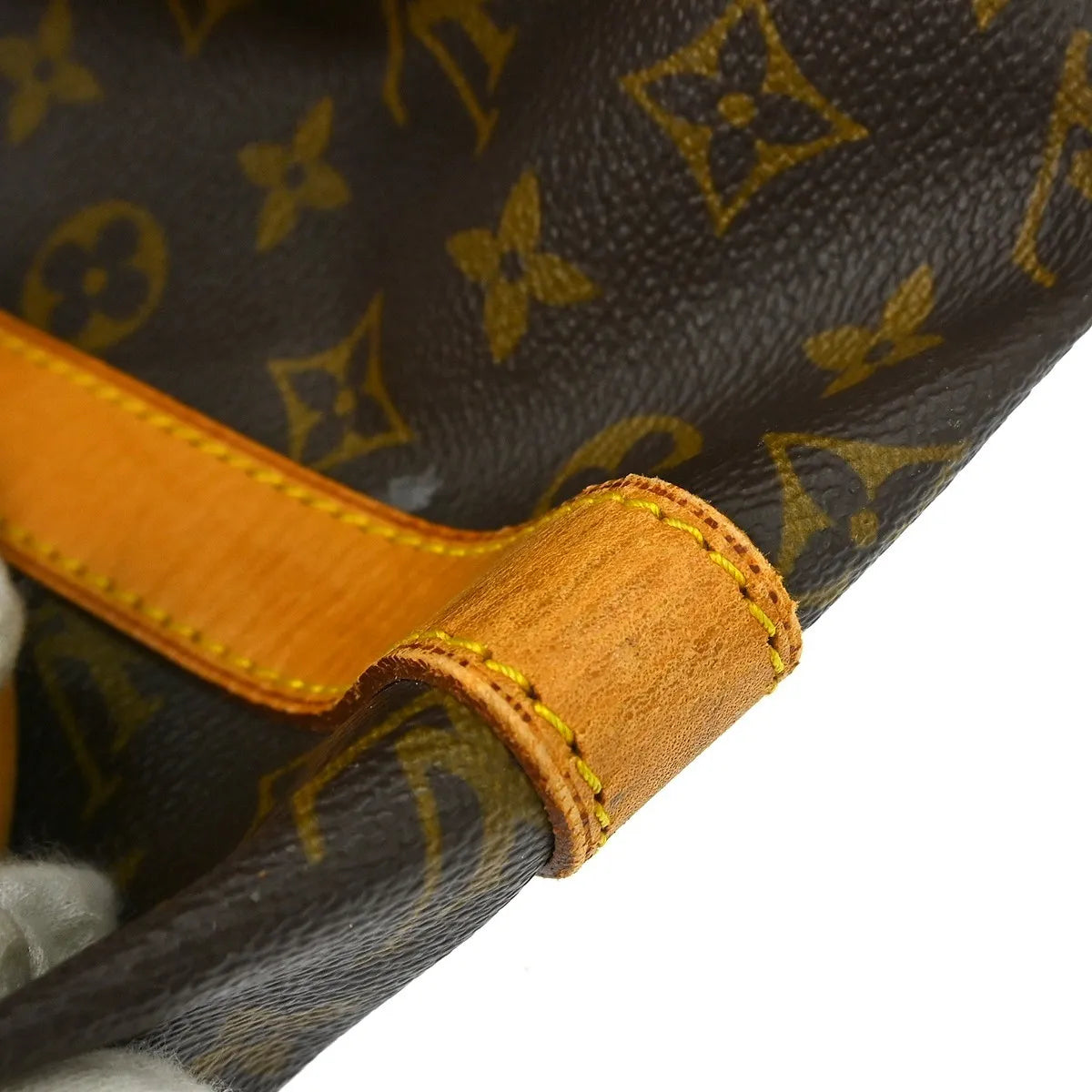 Louis Vuitton Keepall Monogram Canvas Brown Canvas Travel Bag Bag (Pre-Owned)