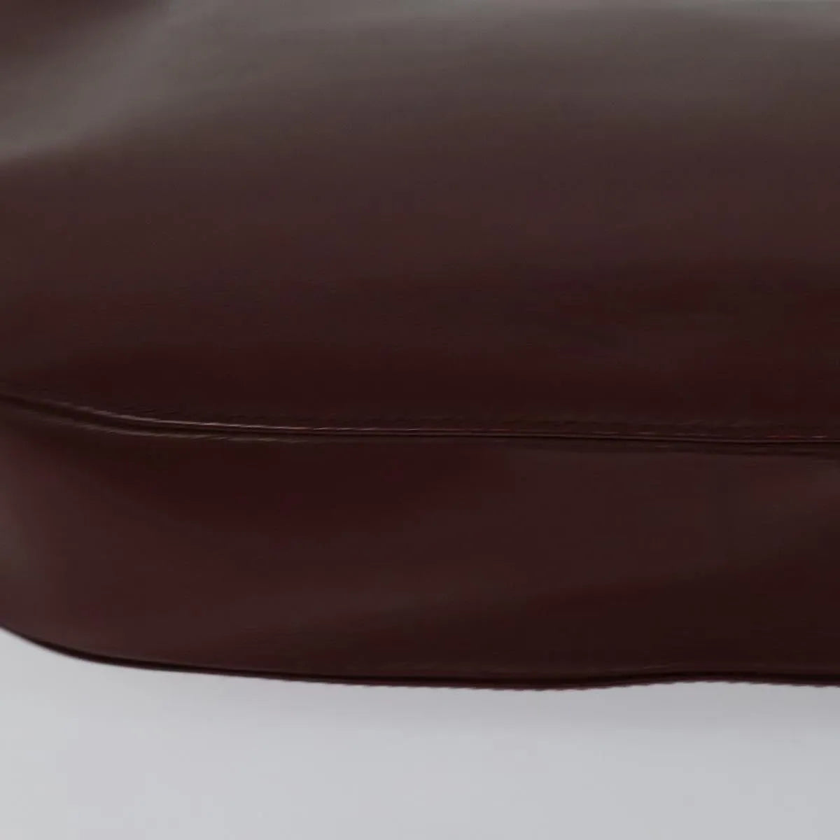 Cartier Must De Cartier Clutch Leather Burgundy Leather Clutche & Pouche Bag (Pre-Owned)