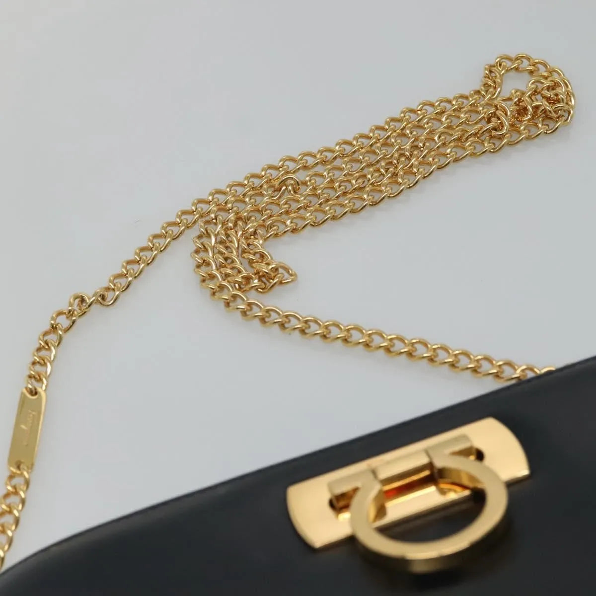 Salvatore Ferragamo Vintage Gancini Chain Leather Navy Leather Shoulder Bag Bag (Pre-Owned)