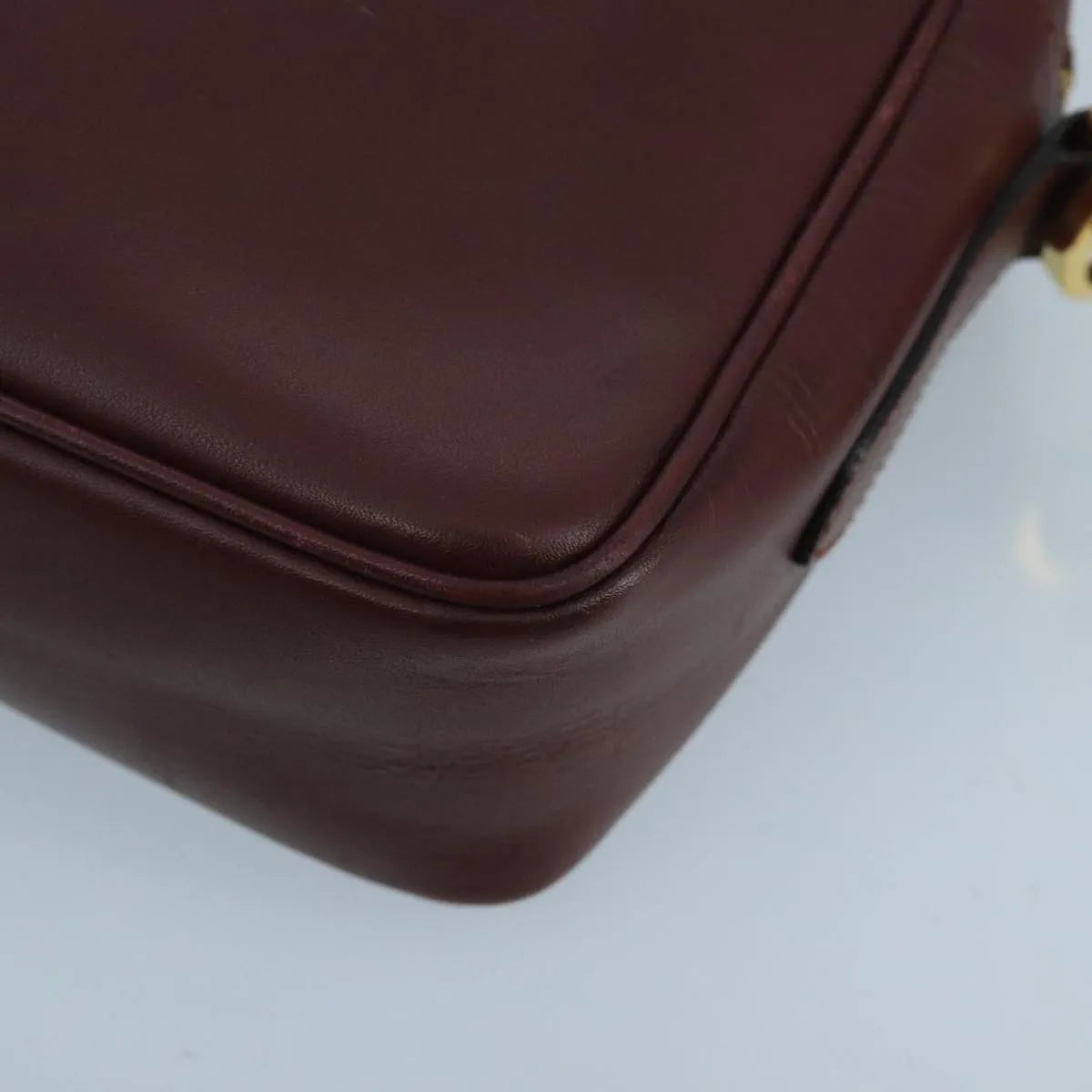 Cartier Must De Cartier Leather Burgundy Leather Shoulder Bag Bag (Pre-Owned)