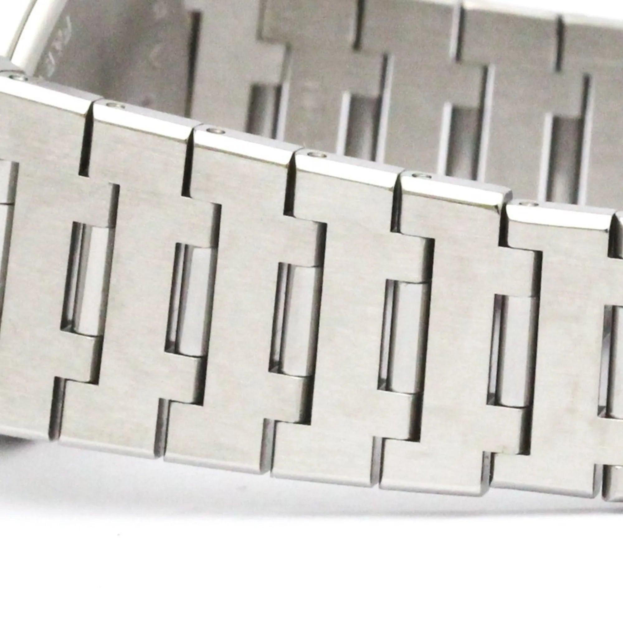 Bvlgari Bvlgari Quartz Stainless Steel Watch (Pre-Owned)