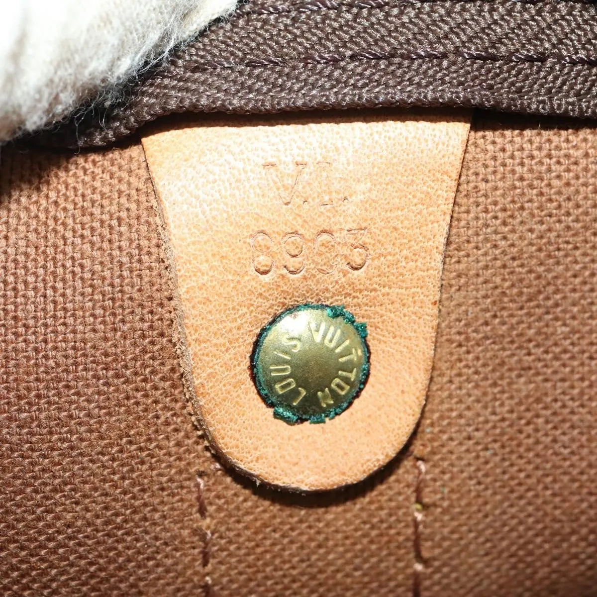 Louis Vuitton Keepall Monogram Canvas Brown Canvas Travel Bag Bag (Pre-Owned)